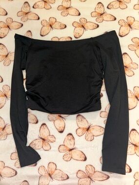 Hollister Black Off-Shoulder Long Sleeve Top
